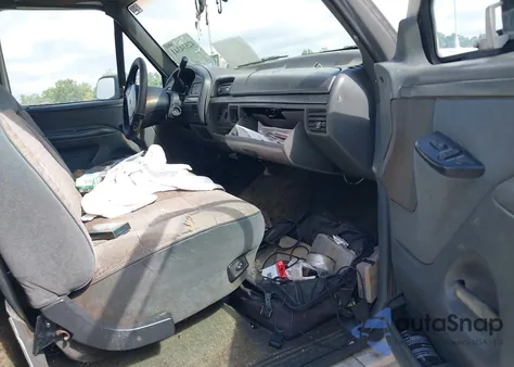 1993 Ford F150 z USA, uszkodzony, nr VIN 1FTEF15N1PLA78018